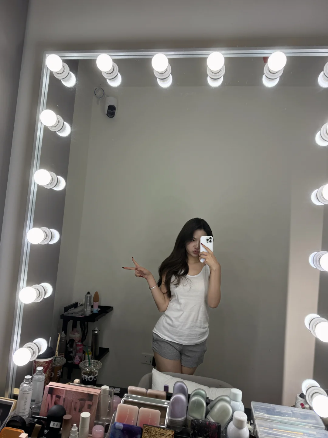 低像素的小纯欲 💜