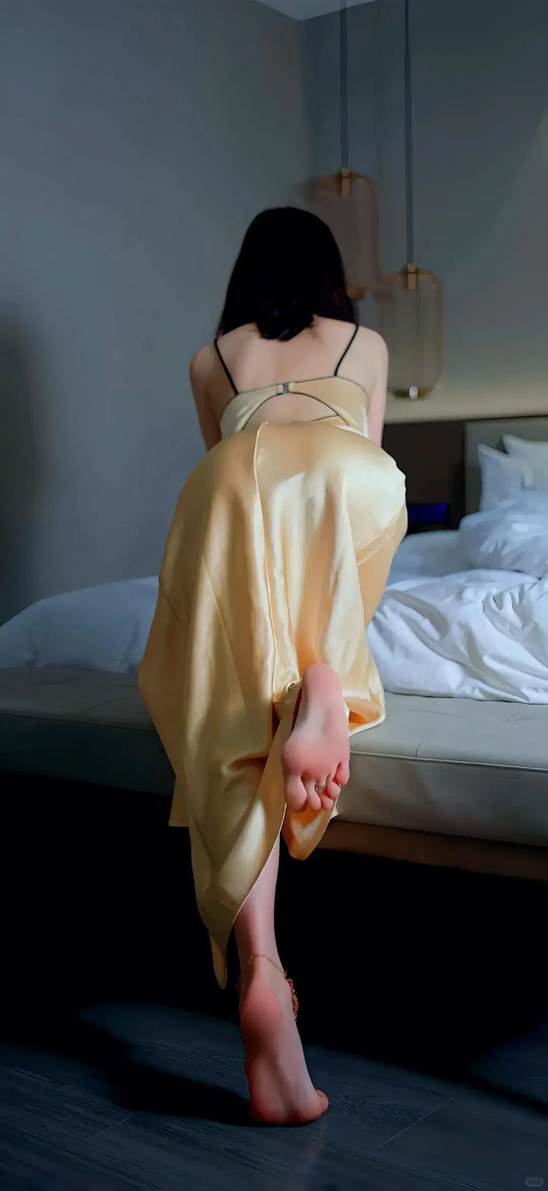 壁纸上新：那些魅惑众生的氛围感美女