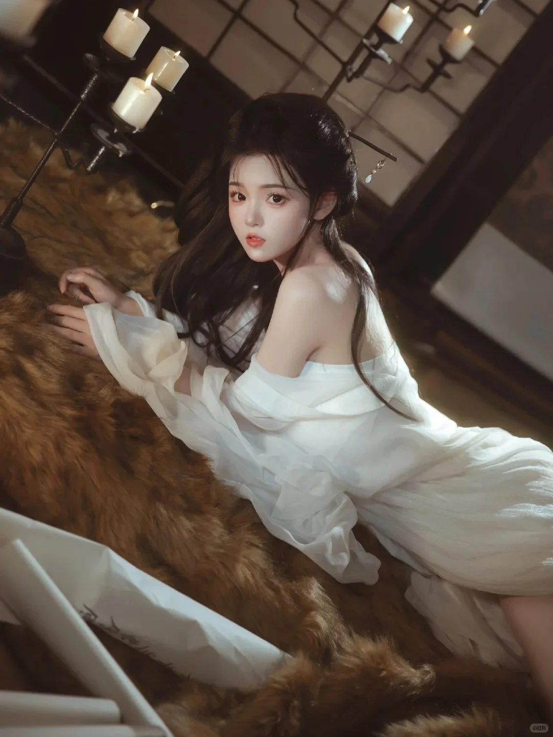 纯欲氛围拉满的室内小唯写真！谁能拒绝？