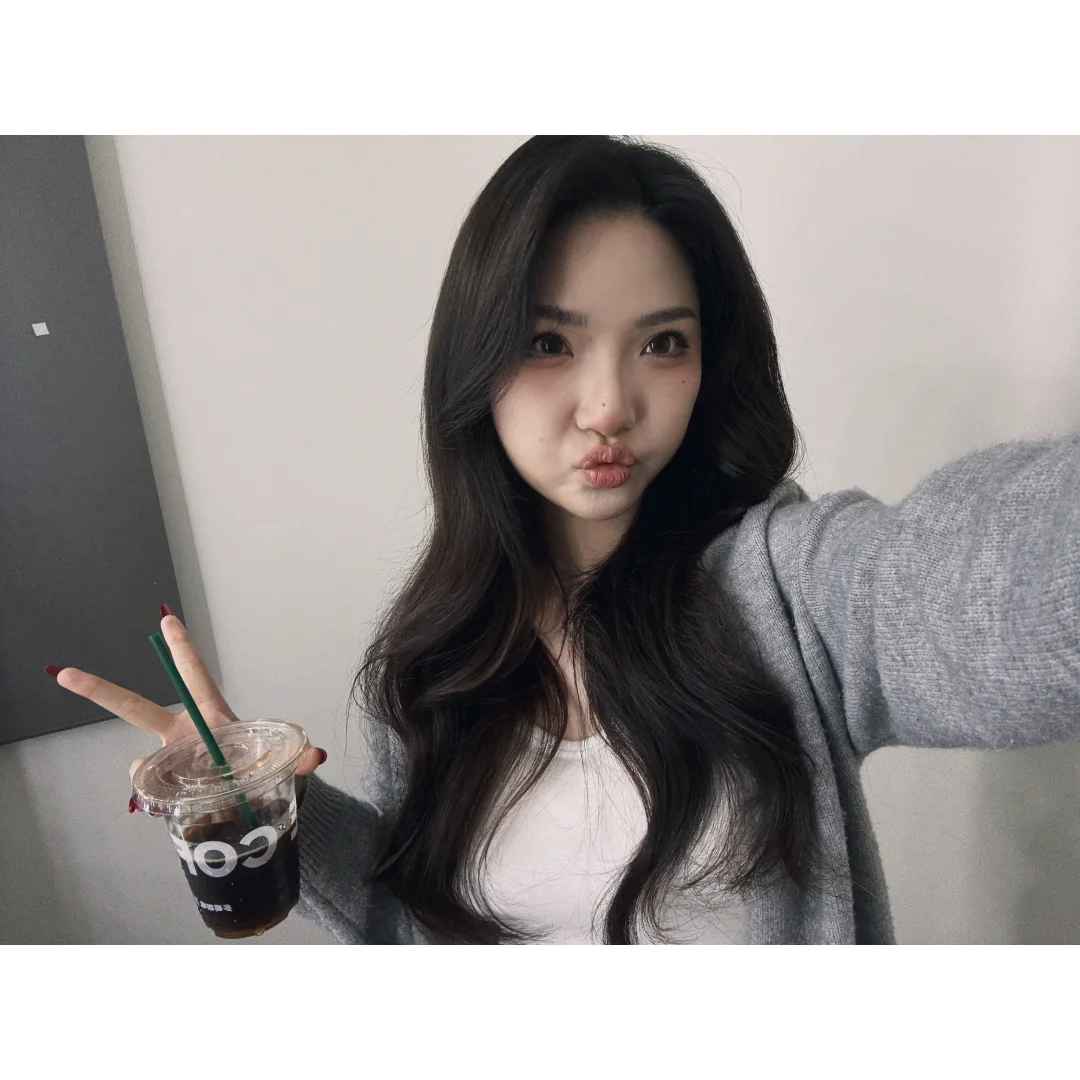 低像素的小纯欲 💜