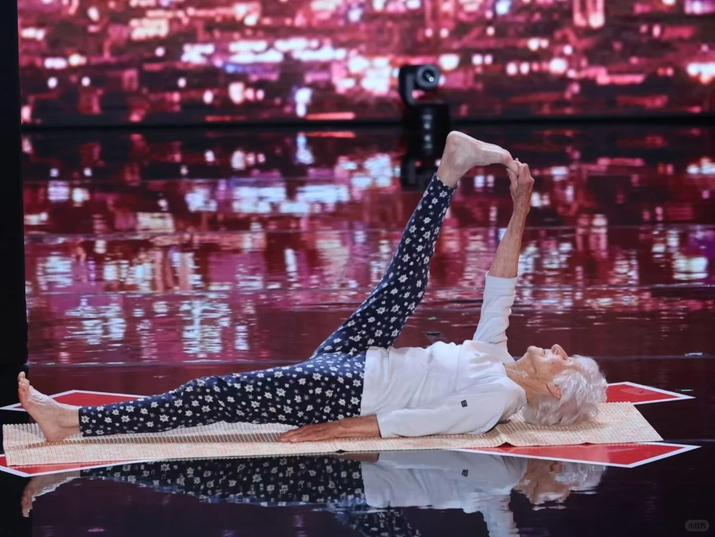 102岁的肖邦女士