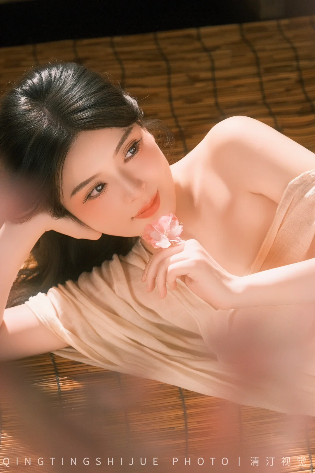 新中式轻私房 温柔与妩媚并存