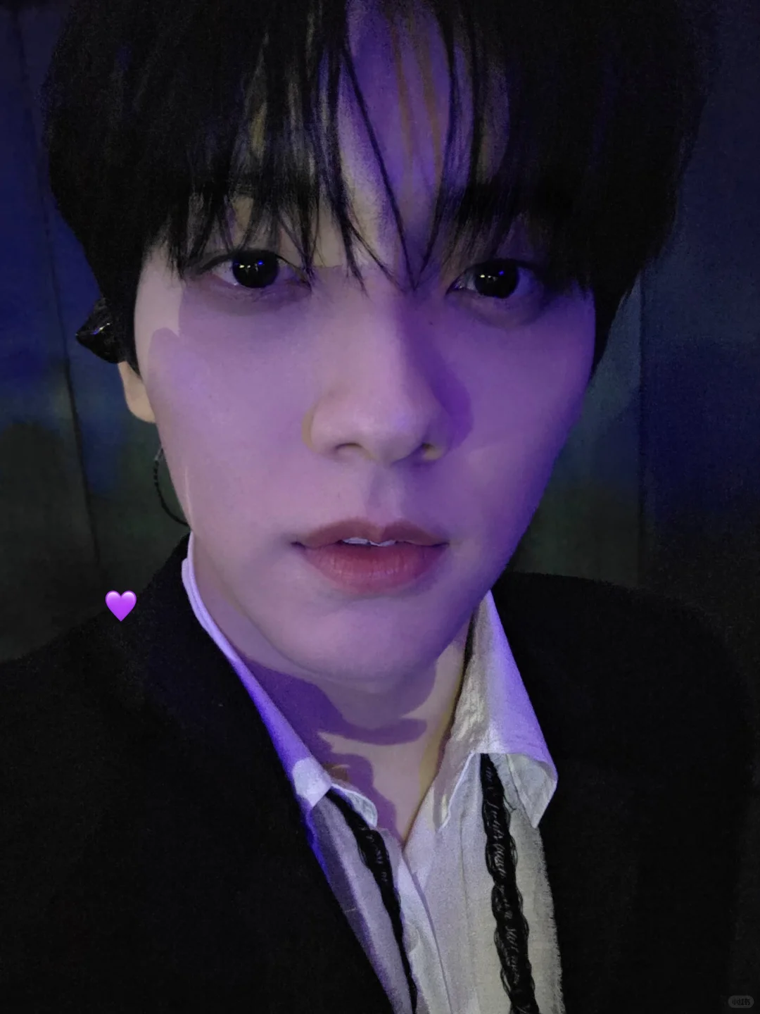 欧巴一遇到紫色的光就如此的魅惑