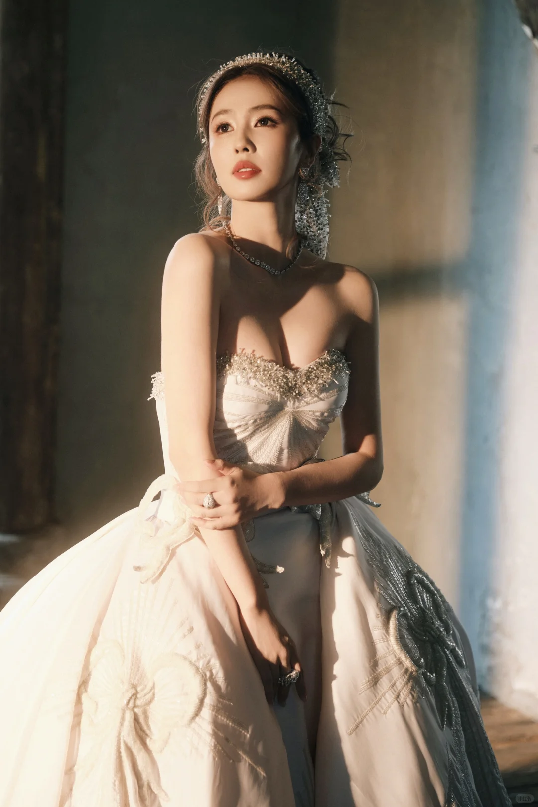 白鹿视界大会造型2️⃣则，性感美丽的一晚