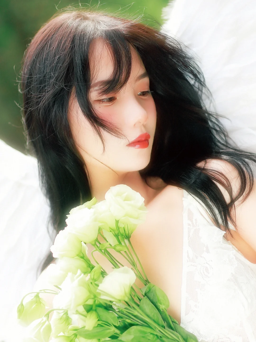 “你是万物的依据 是我心动的起源”