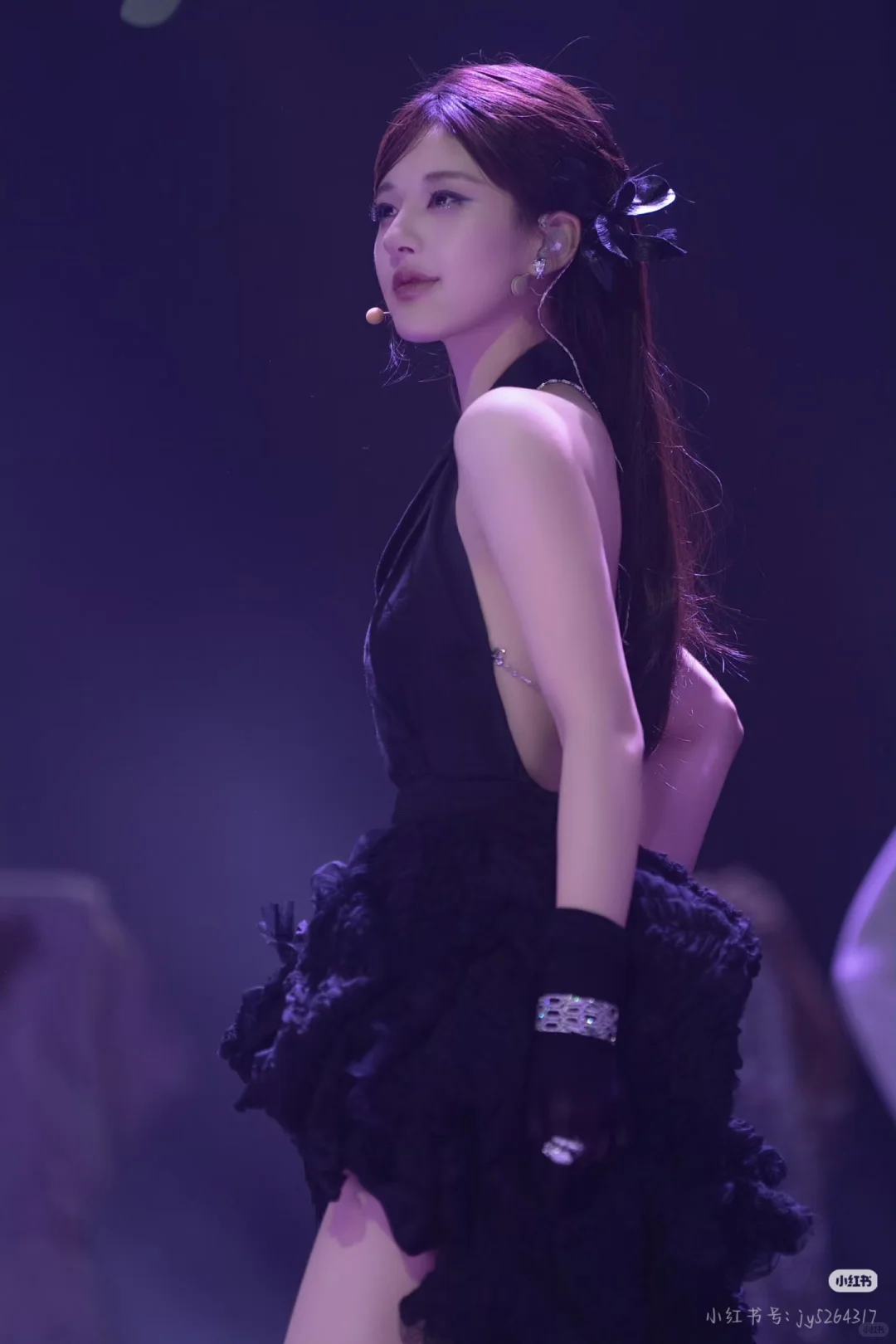 漂亮的人穿什么都漂亮