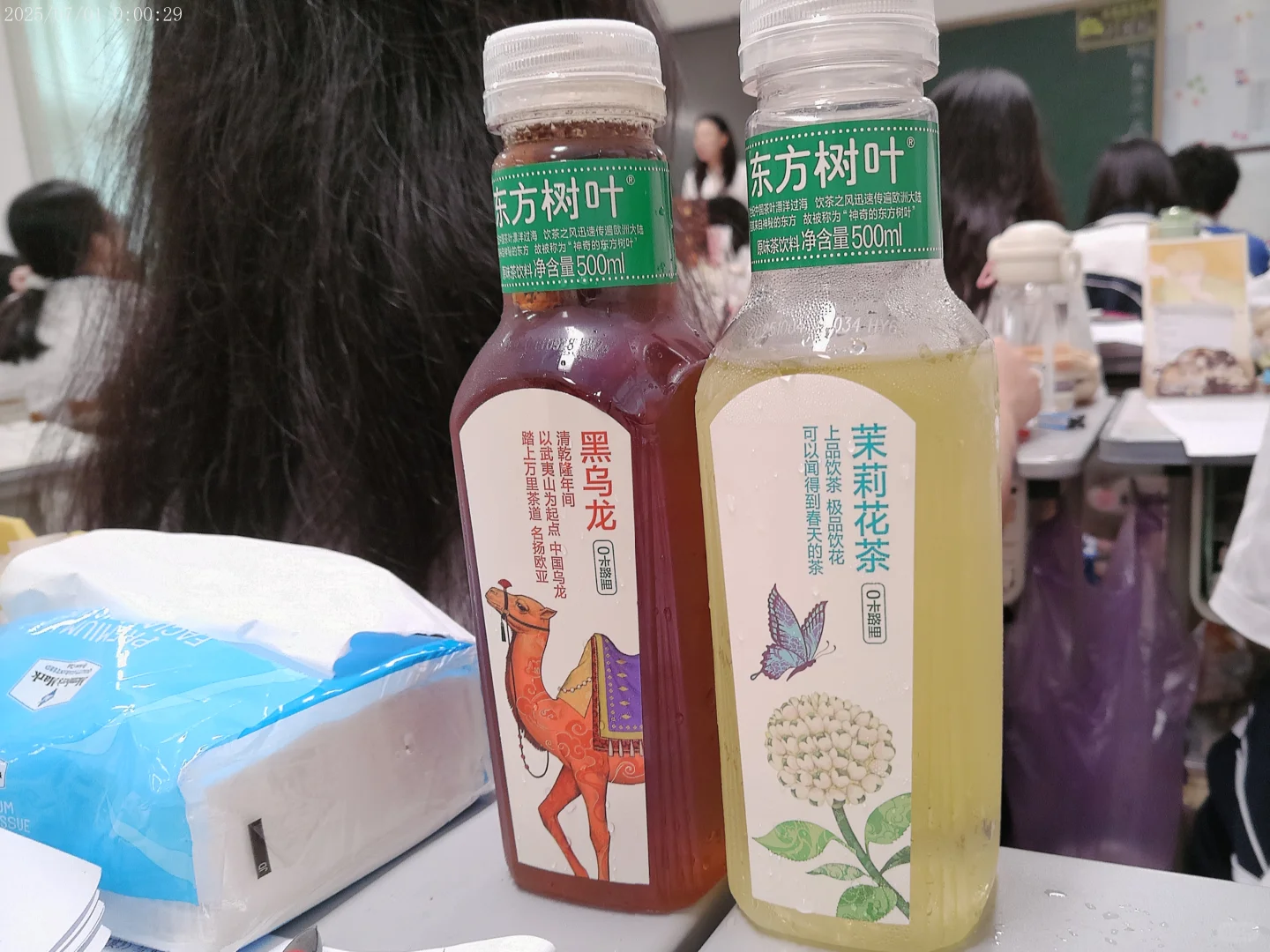 青春像是一篇篇写不完的日记本