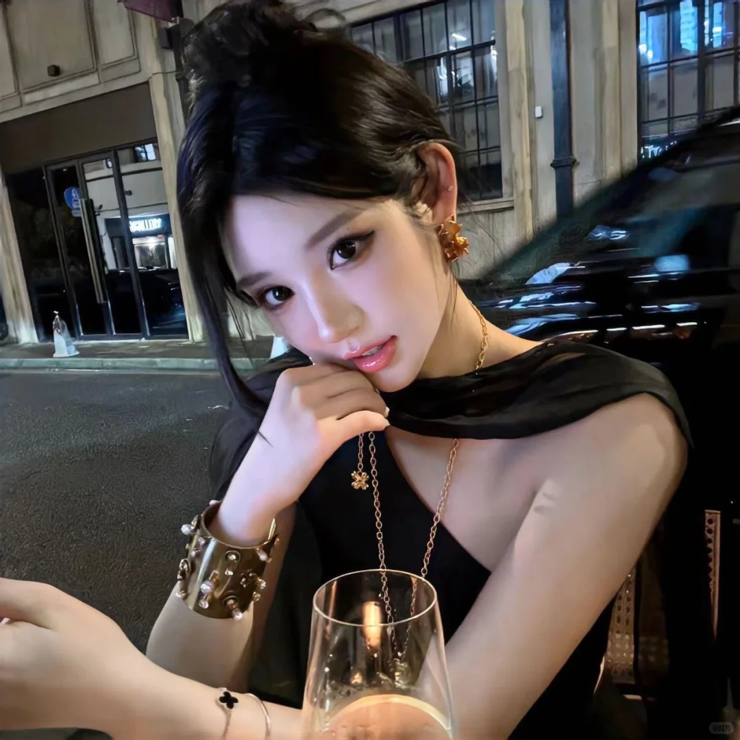 𝙒𝙚𝘾𝙝𝙖𝙩女生头像｜千金感女头