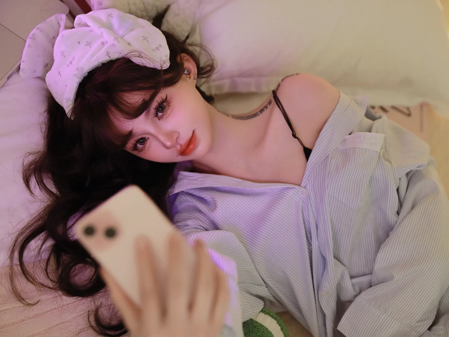 宅家拍出纯欲少女感氛围大片💫