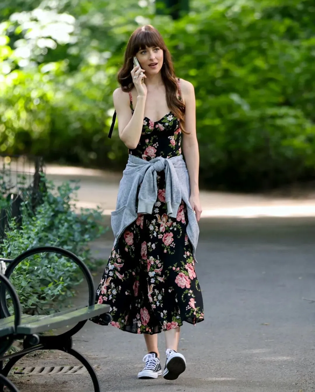 纯欲天花板！学她穿衣松弛又精致～