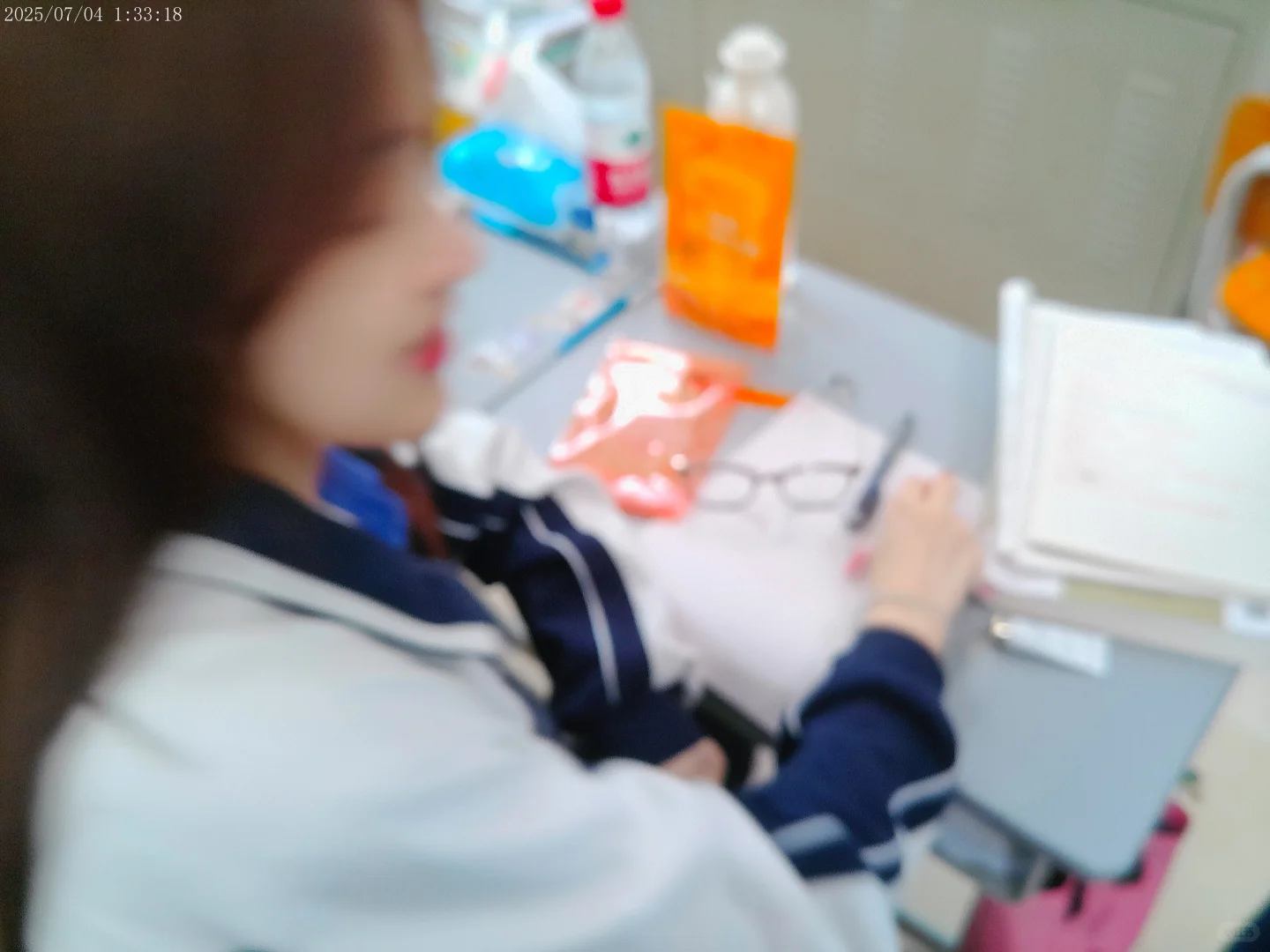 青春像是一篇篇写不完的日记本