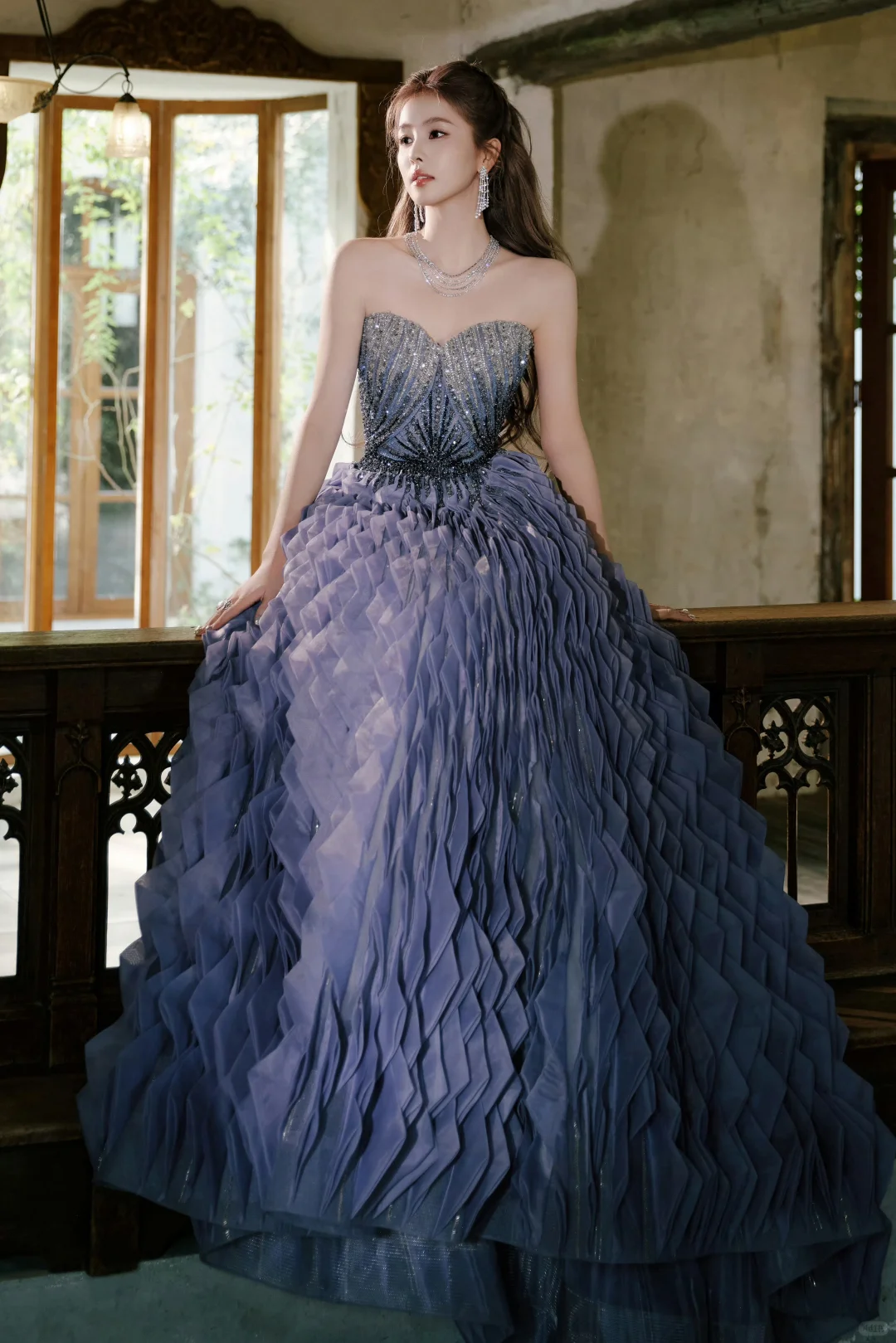 白鹿视界大会造型2️⃣则，性感美丽的一晚