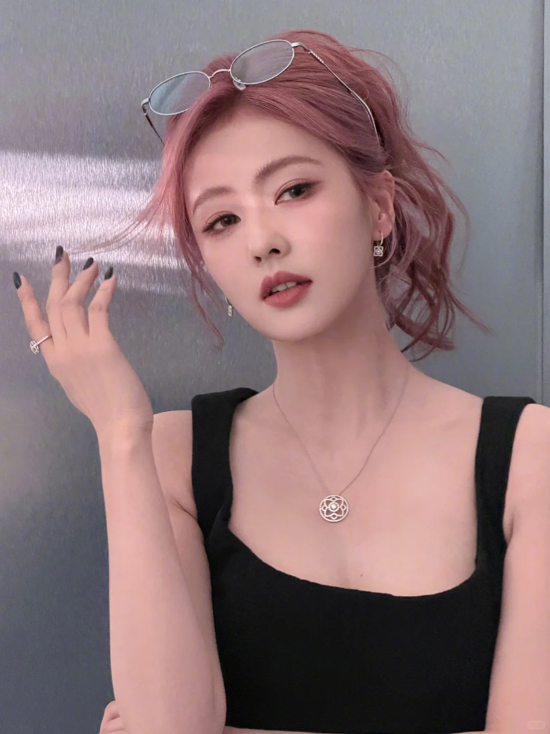 壁纸 | 白鹿粉发🎀🎀又御又甜白梦妍