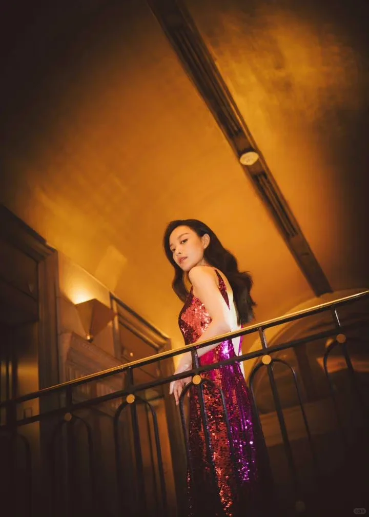 倪妮 | 风情万种 媚而不妖 ，很有氛围感