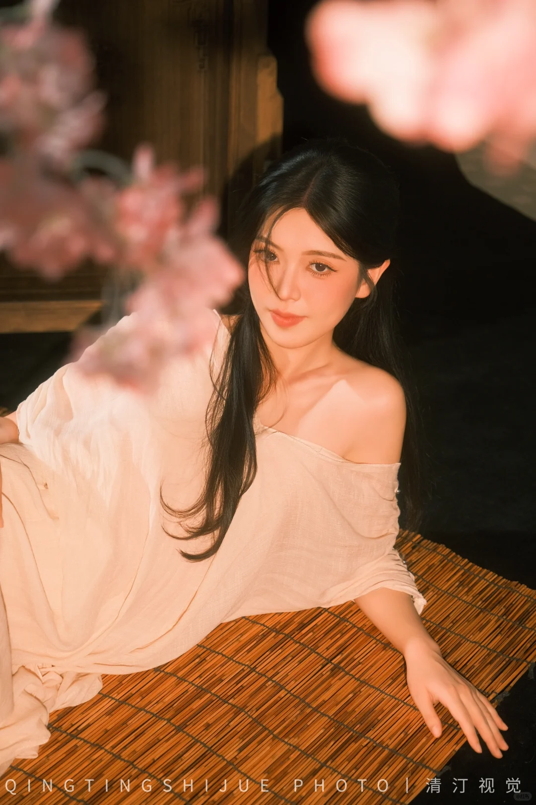 新中式轻私房 温柔与妩媚并存