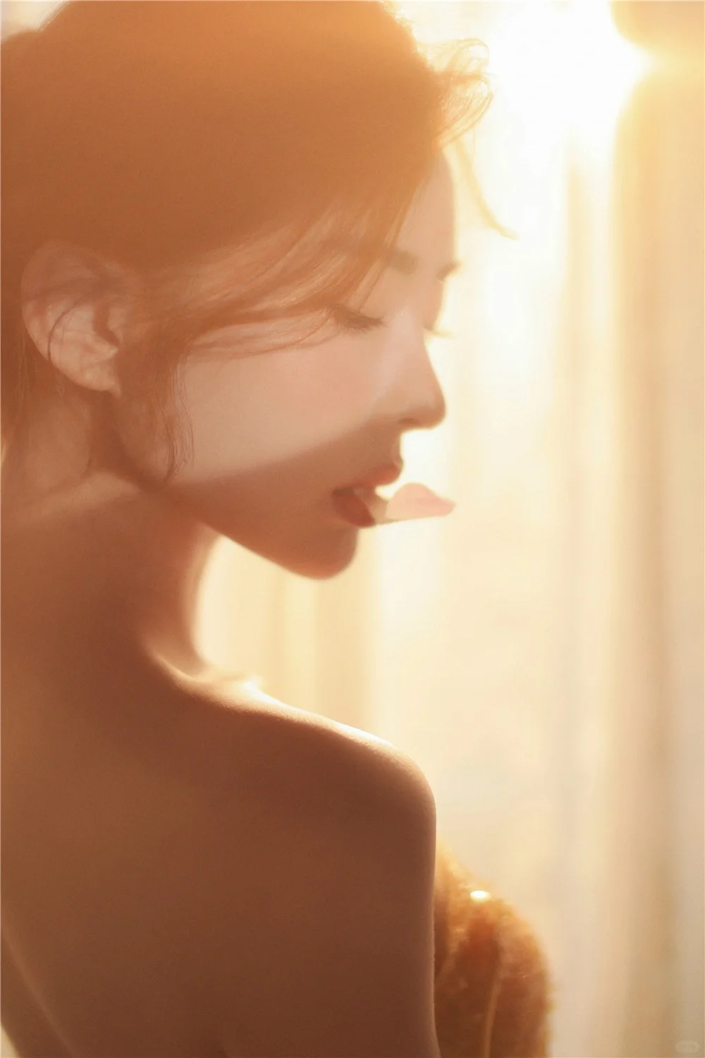 氛围感纯欲美女‖轻私房写真