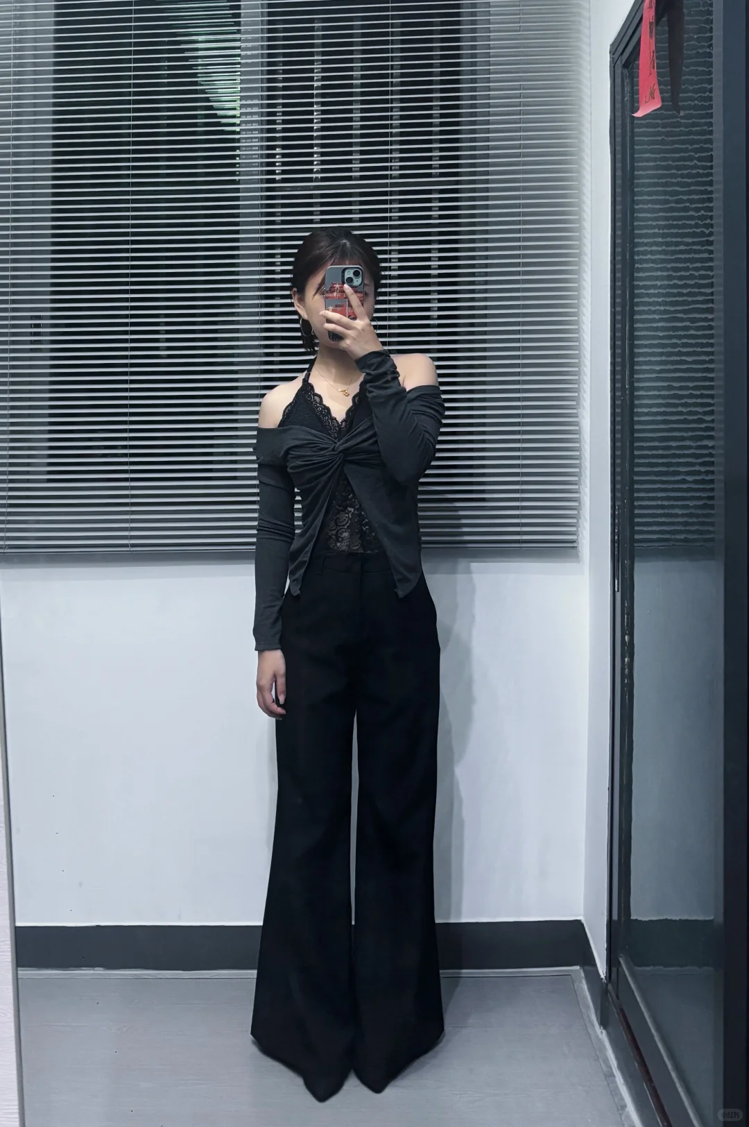 💥辣妹穿搭｜纯欲与酷飒的暗黑系碰撞谁不爱！