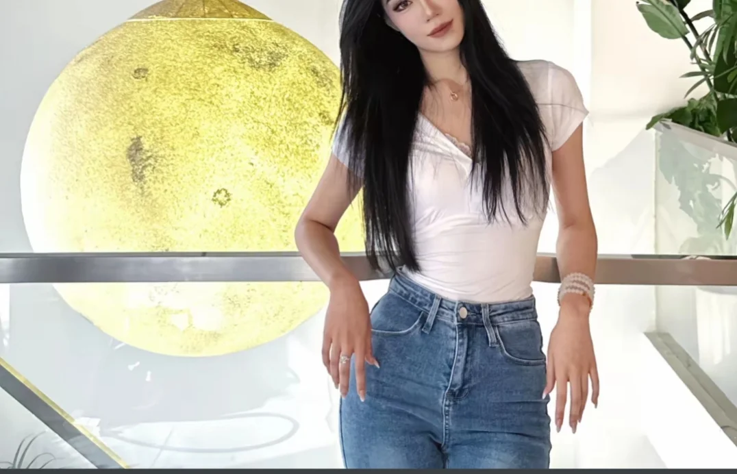 人妻感的牛仔裤