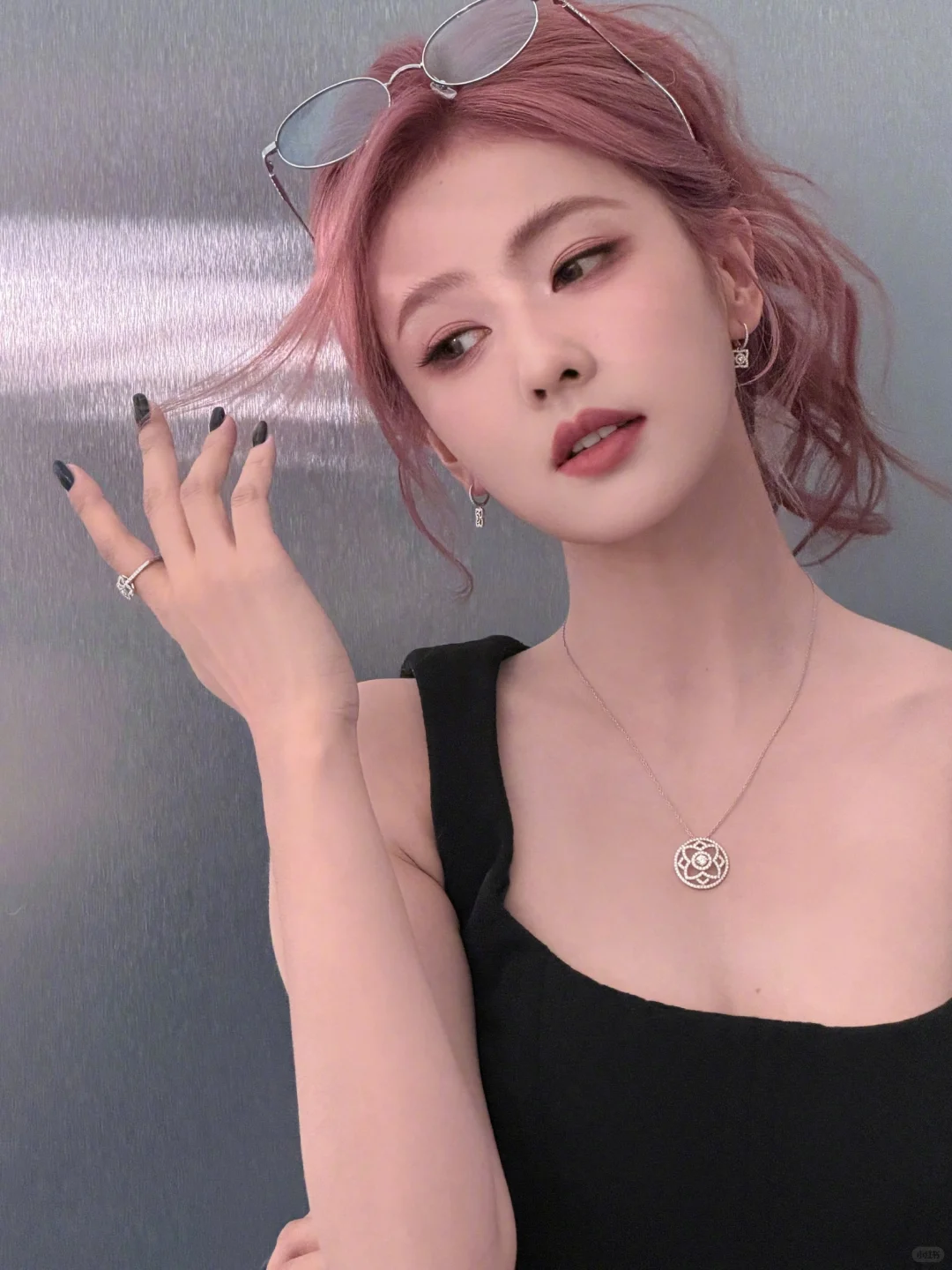 壁纸 | 白鹿粉发🎀🎀又御又甜白梦妍