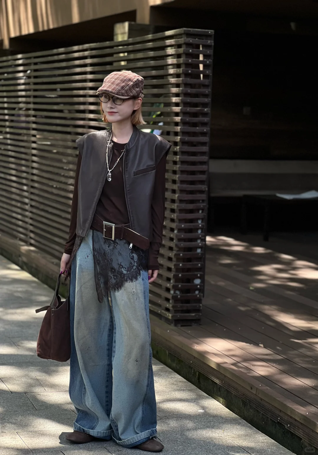 到底是谁在40度的天气拍秋装啊