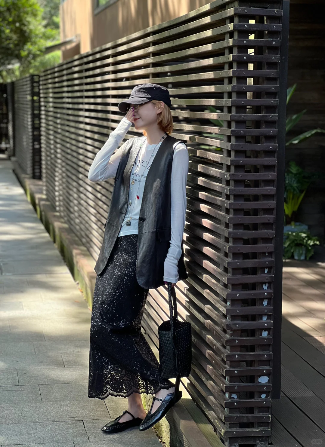 到底是谁在40度的天气拍秋装啊