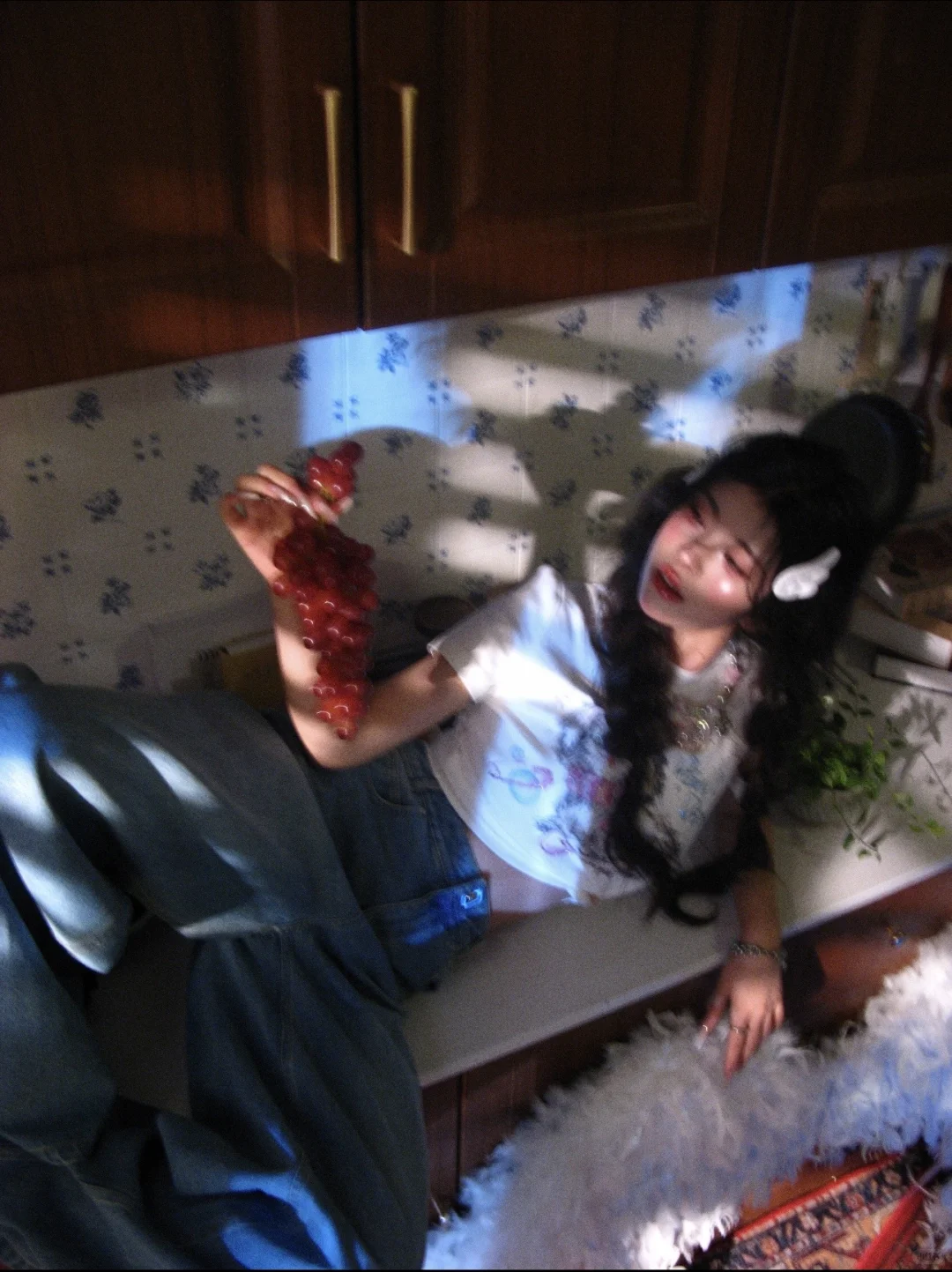 藏在人间，偶尔做一次坠落凡间的天使。