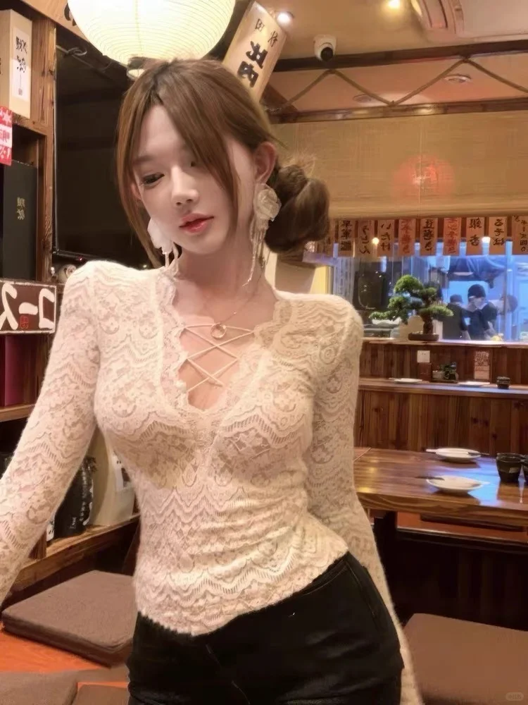 ｜在日料店也能穿出暗夜小性感