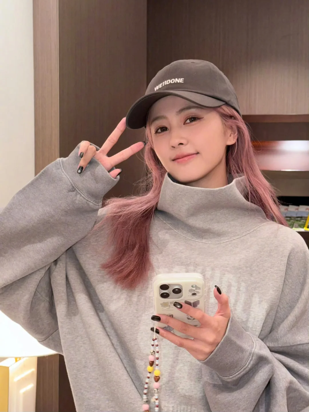 壁纸 | 白鹿粉发🎀🎀又御又甜白梦妍