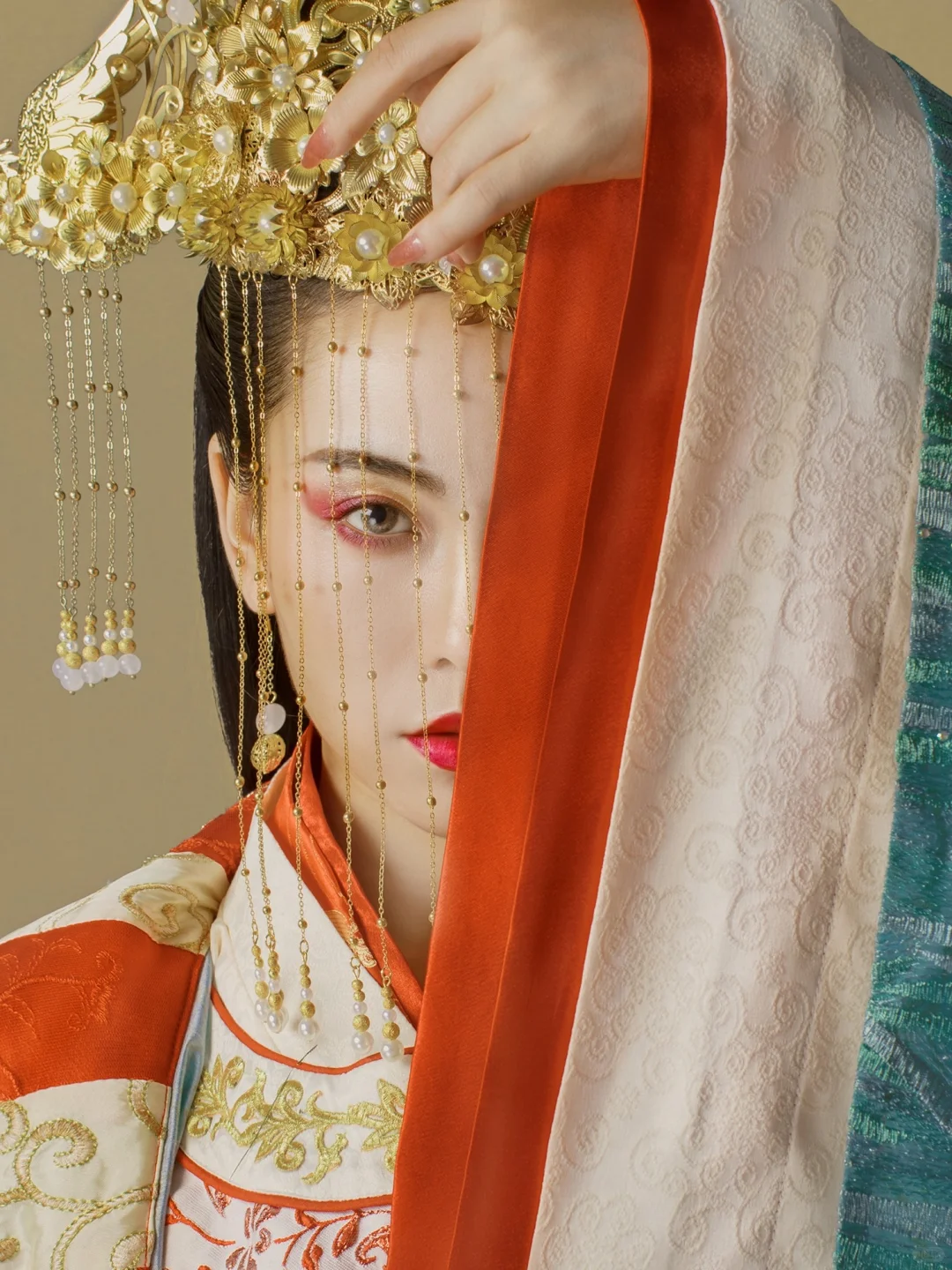 高贵感十足的皇后娘娘惊艳来袭|古风写真