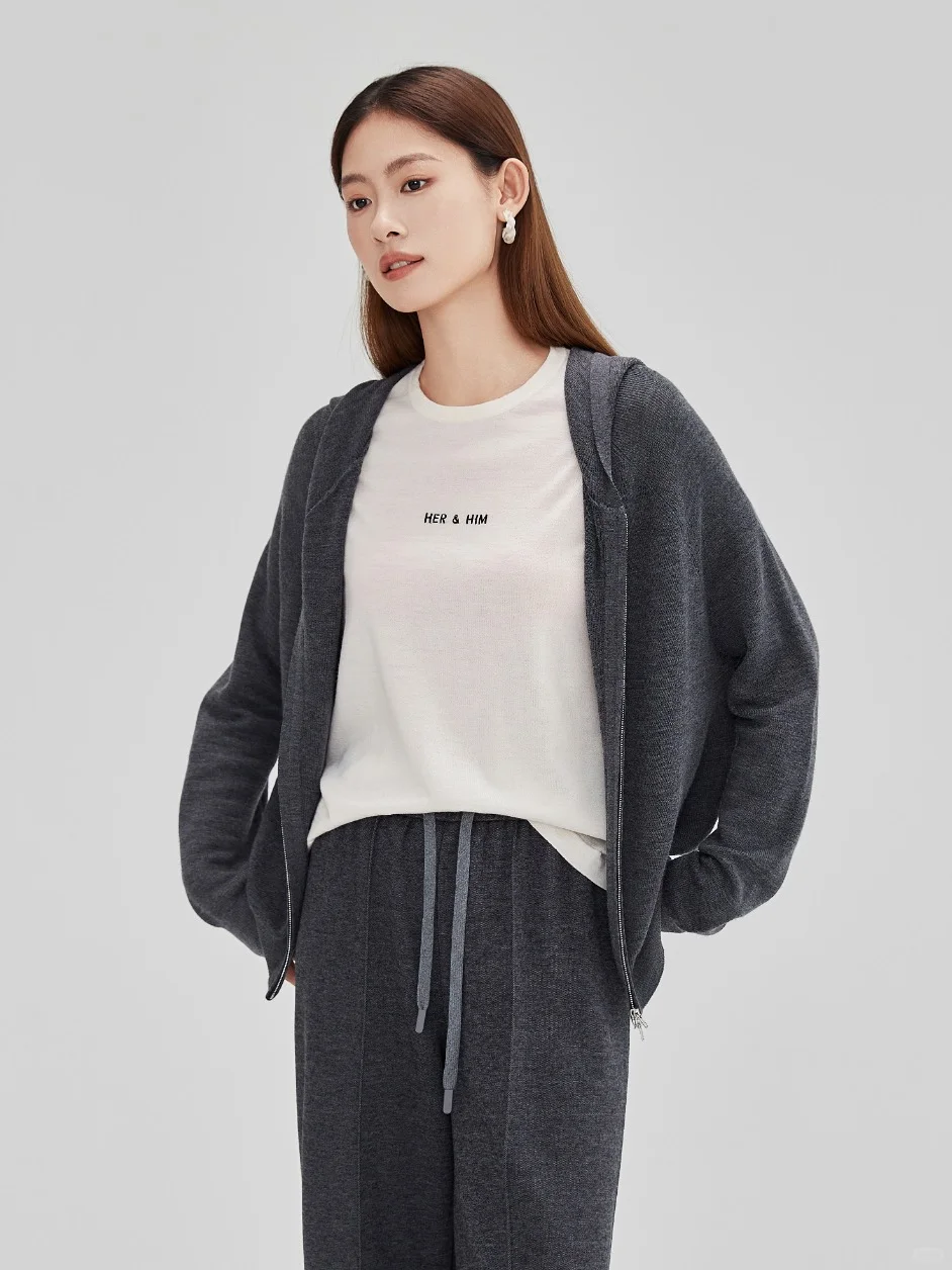 被问 N 次的松弛感穿搭✨ MIHUANG 太懂了