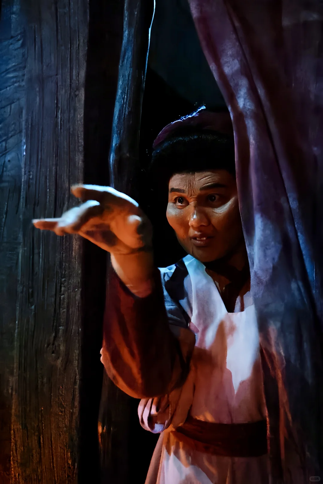 画皮里的妇人…突然也妩媚动人了🦊