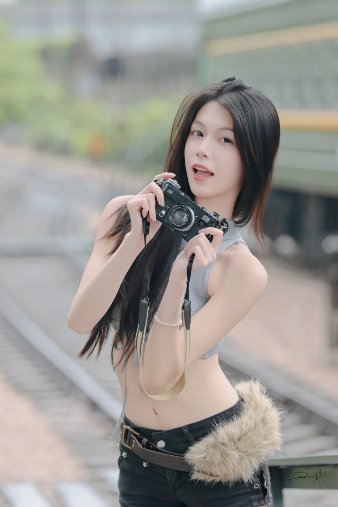 长腿美女来袭，你准备好了吗？