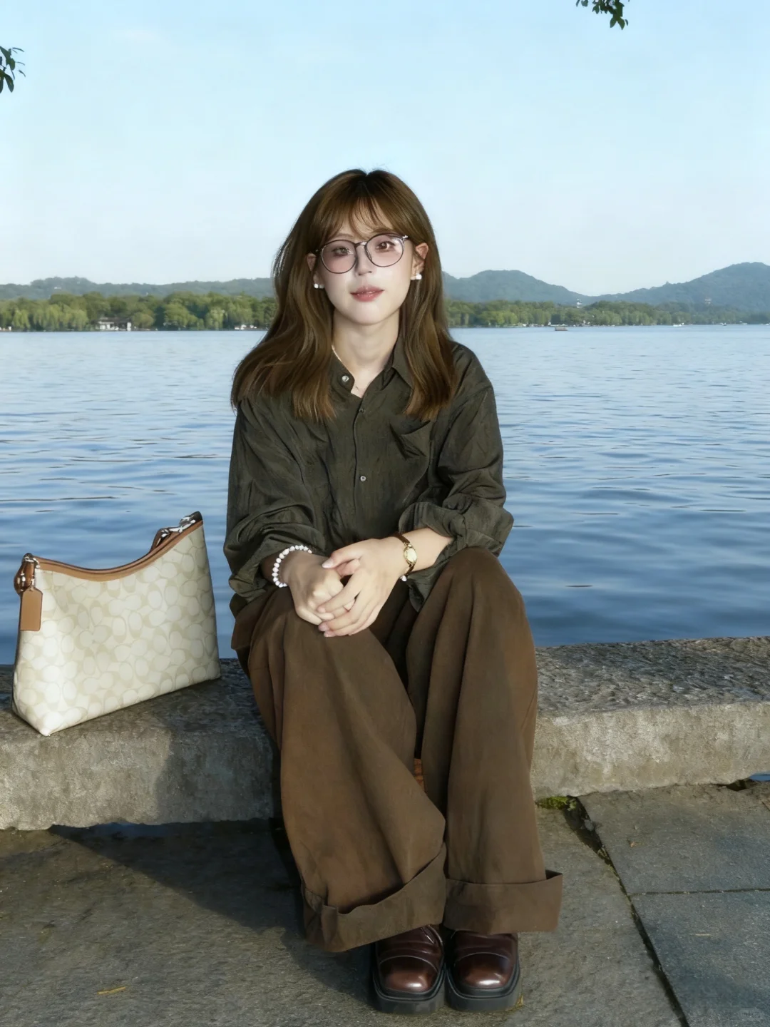 OOTD | 穿上就舍不得脱下来的复古衬衫