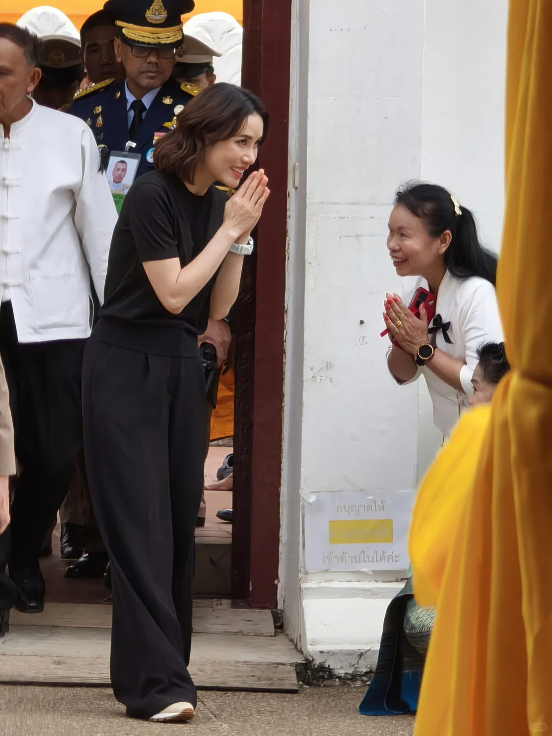 40岁诗妮娜妩媚动人，盛世美颜360度无死角