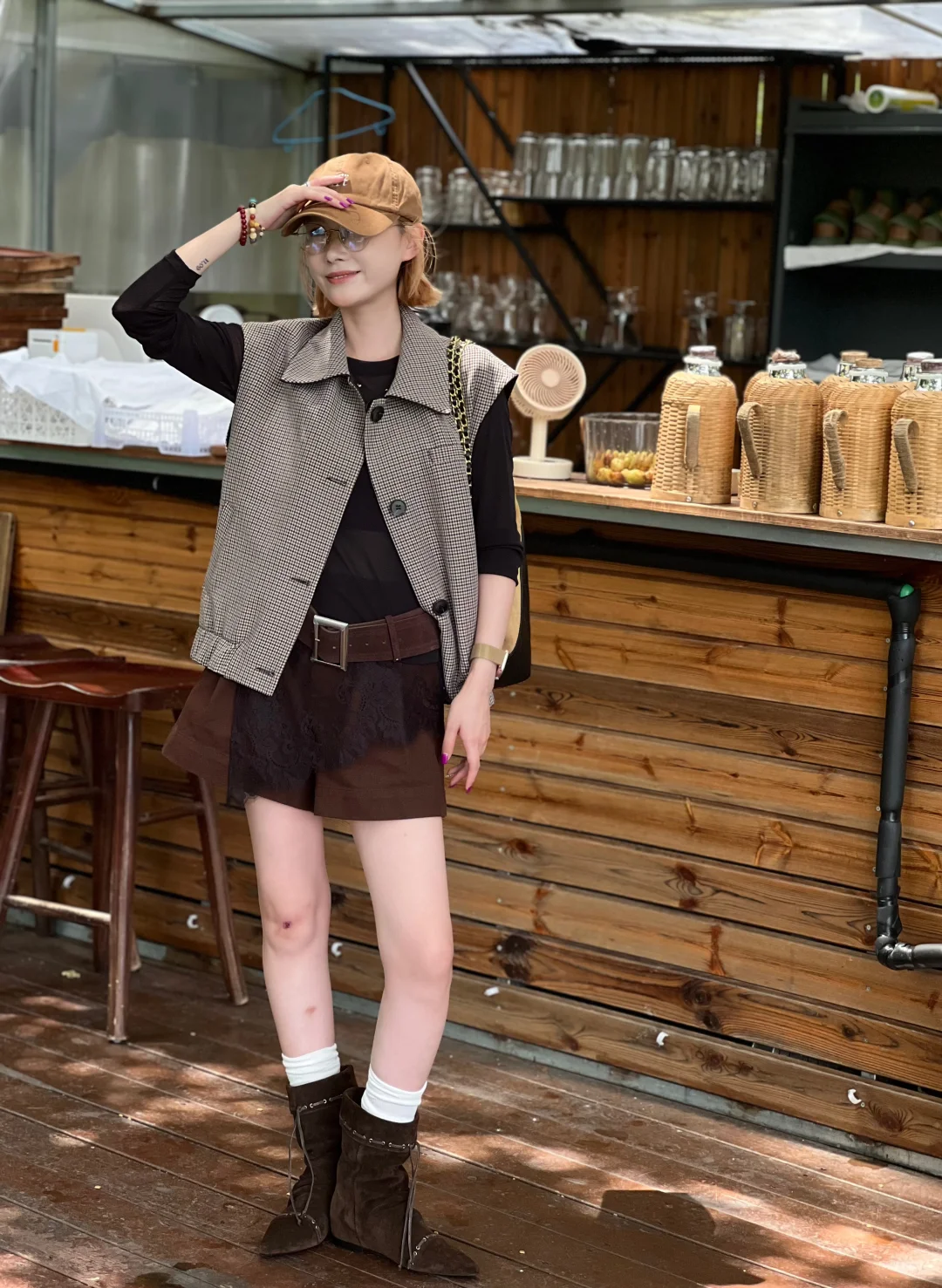 到底是谁在40度的天气拍秋装啊