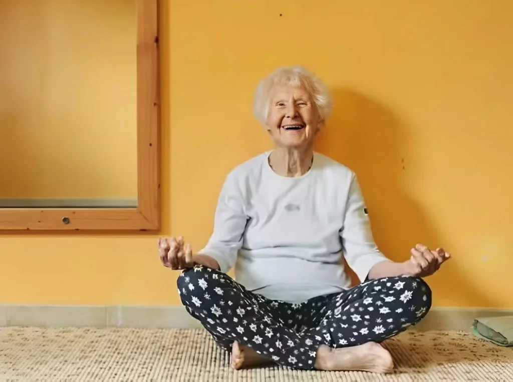 102岁的肖邦女士