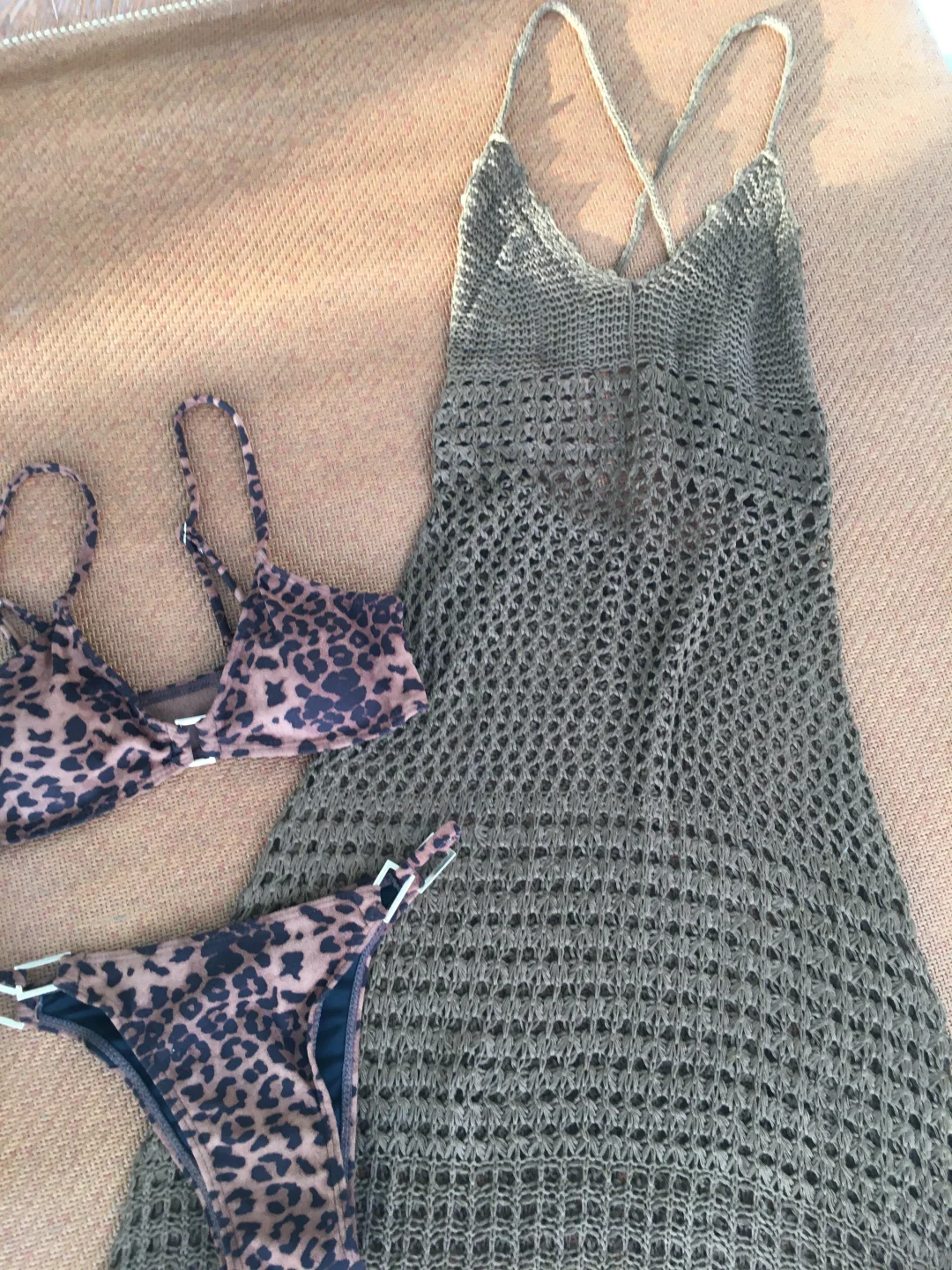 冬天温泉C位泳衣战袍♨️豹纹比基尼鲨疯了🔥