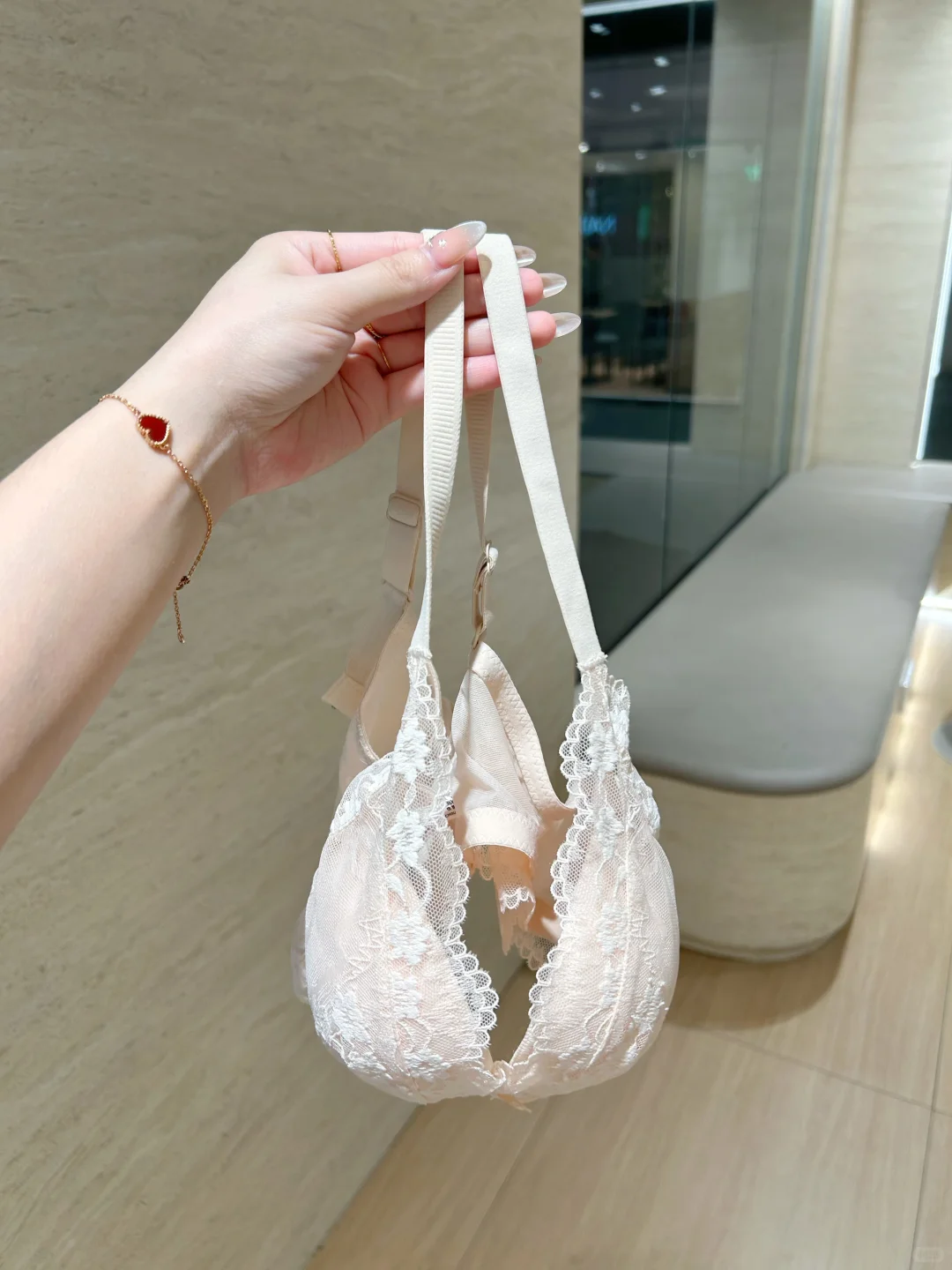 crush原地爆炸 。。。小胸进！