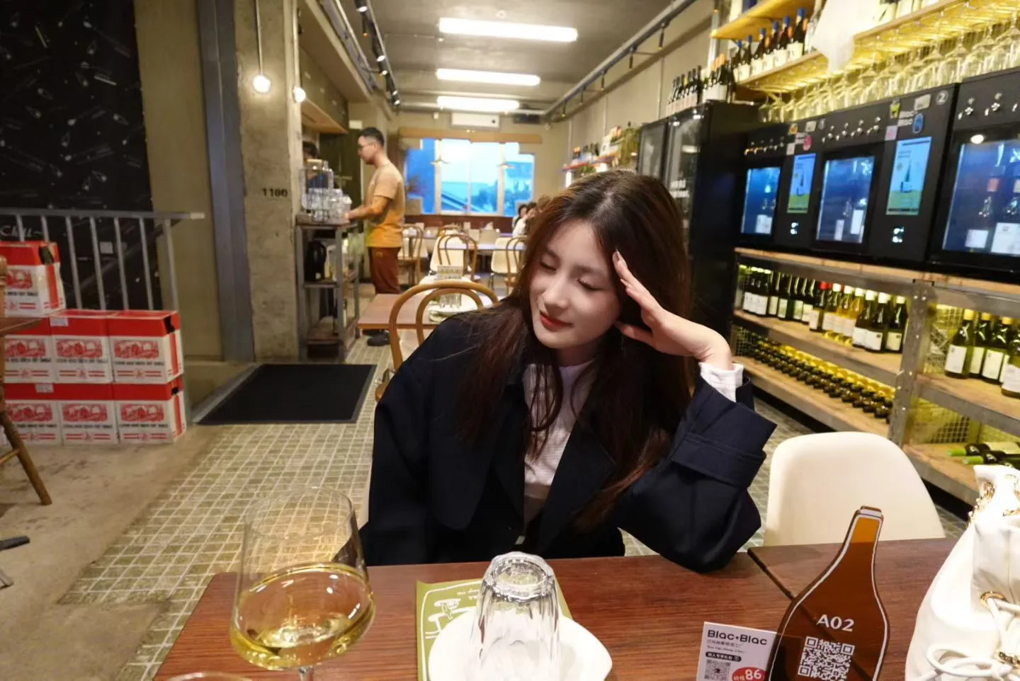 这么漂亮的女孩……竟然……