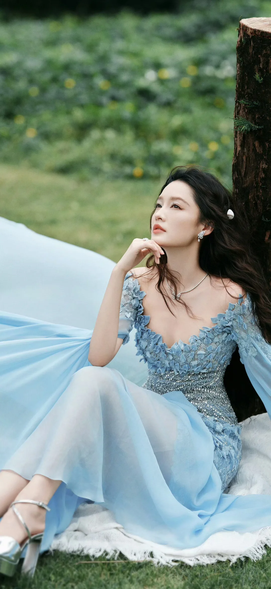 20251102明星壁纸｜【李沁】～