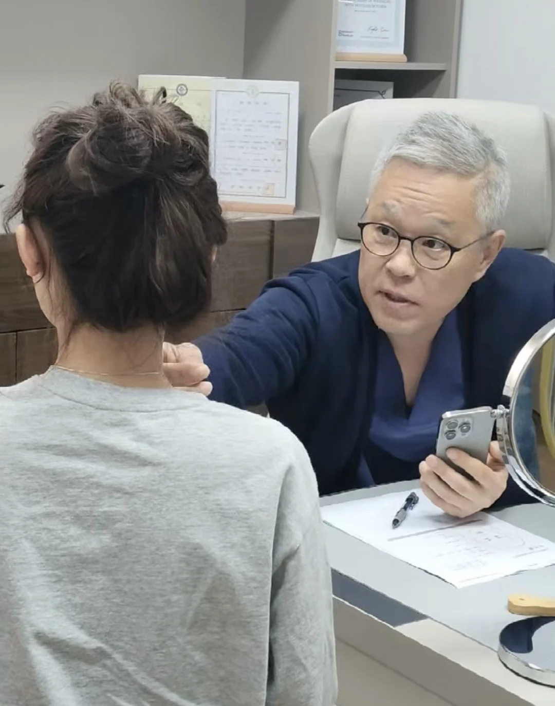 面轮廓，跟大白说：我要脸小，但要自然！