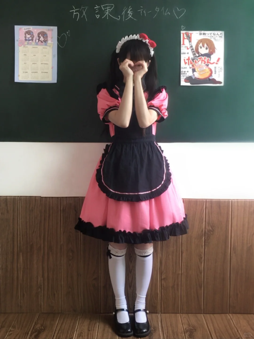 想让我穿女仆装的社长大人