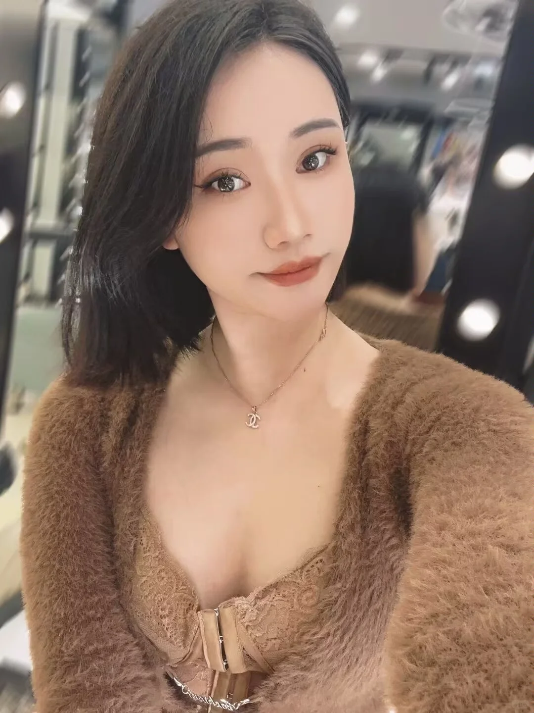 美人教师，知性优雅气质女神