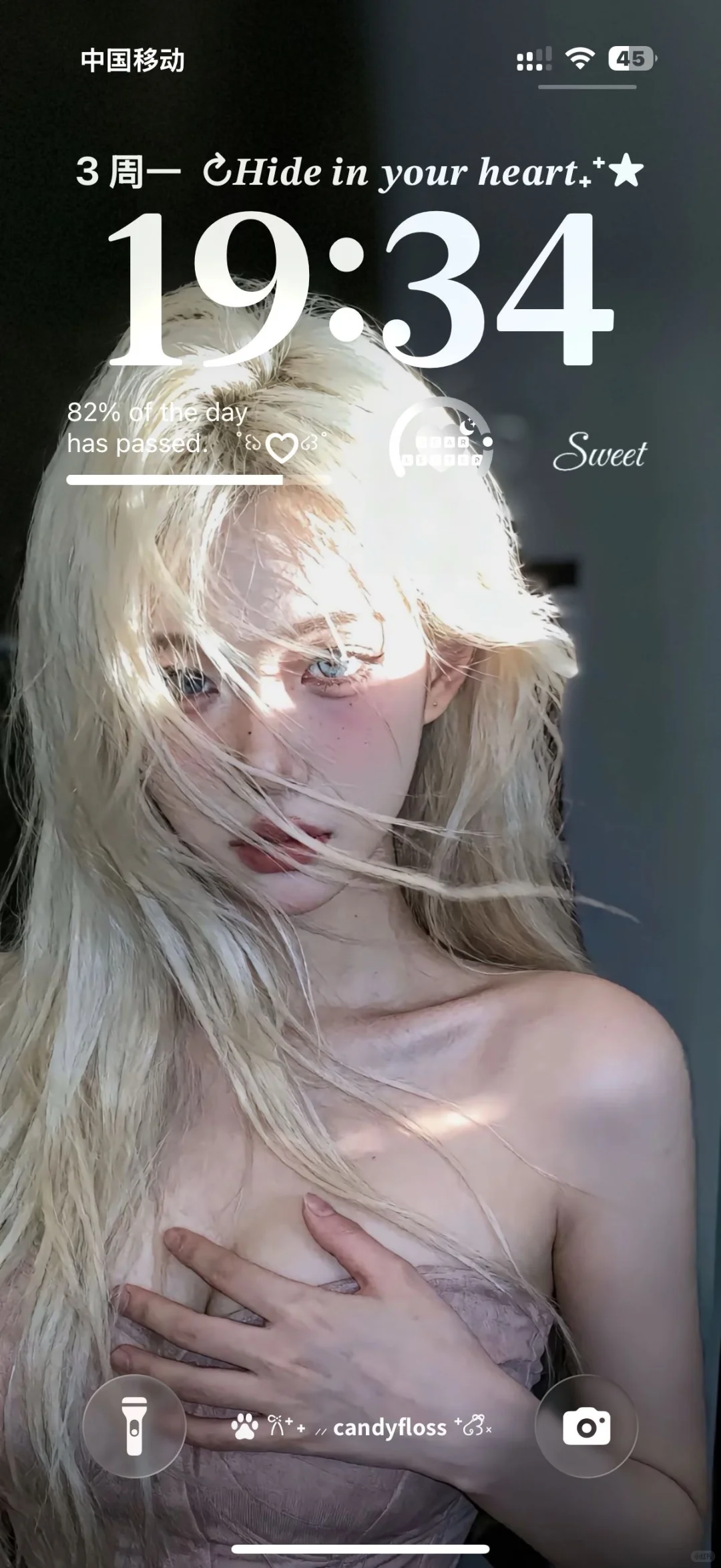 新壁纸，我好爱！！！