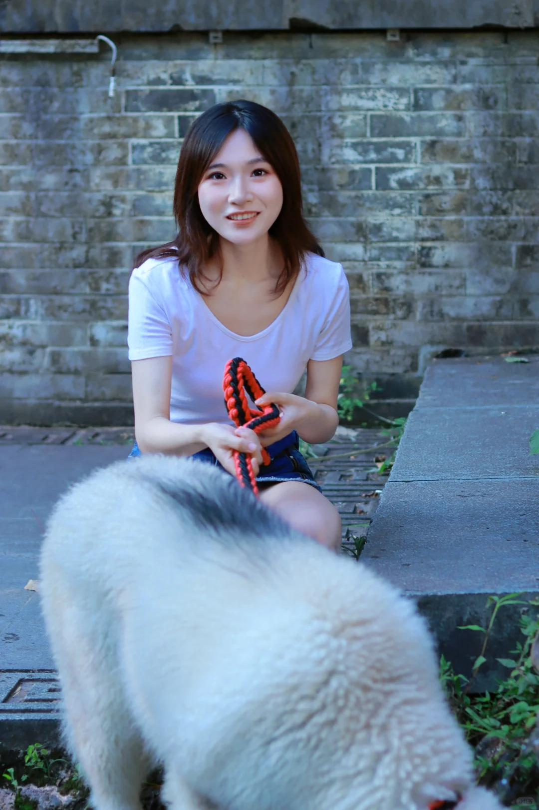 在户外的她真的很美！🍃