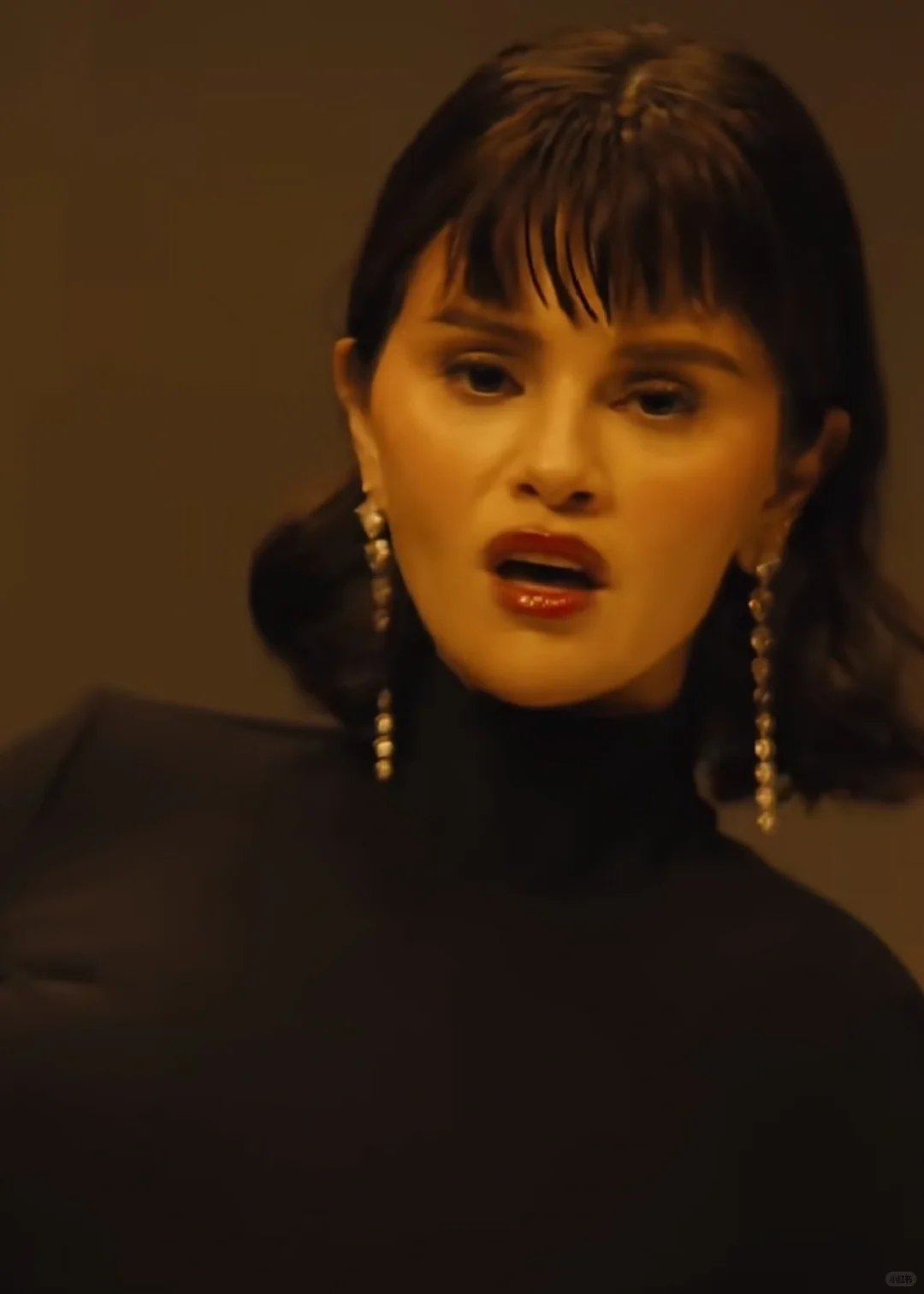 老外说她变成这样都是因为爱情