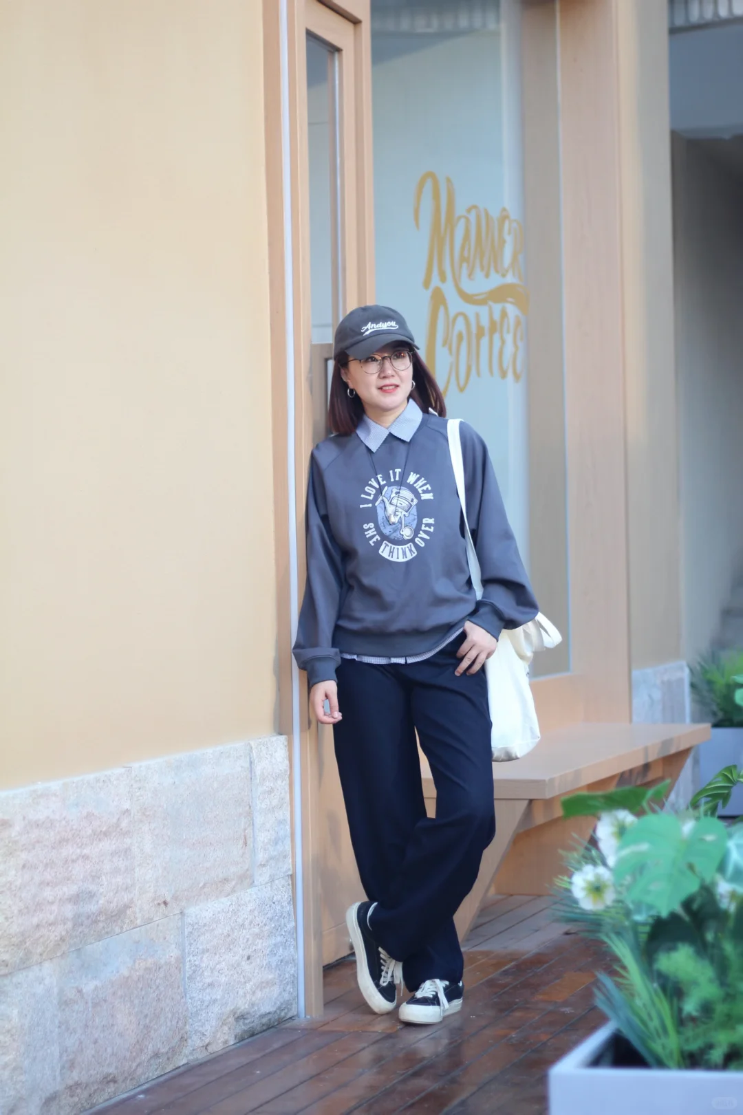 42岁丨秋天的松弛感是卫衣给的🍂