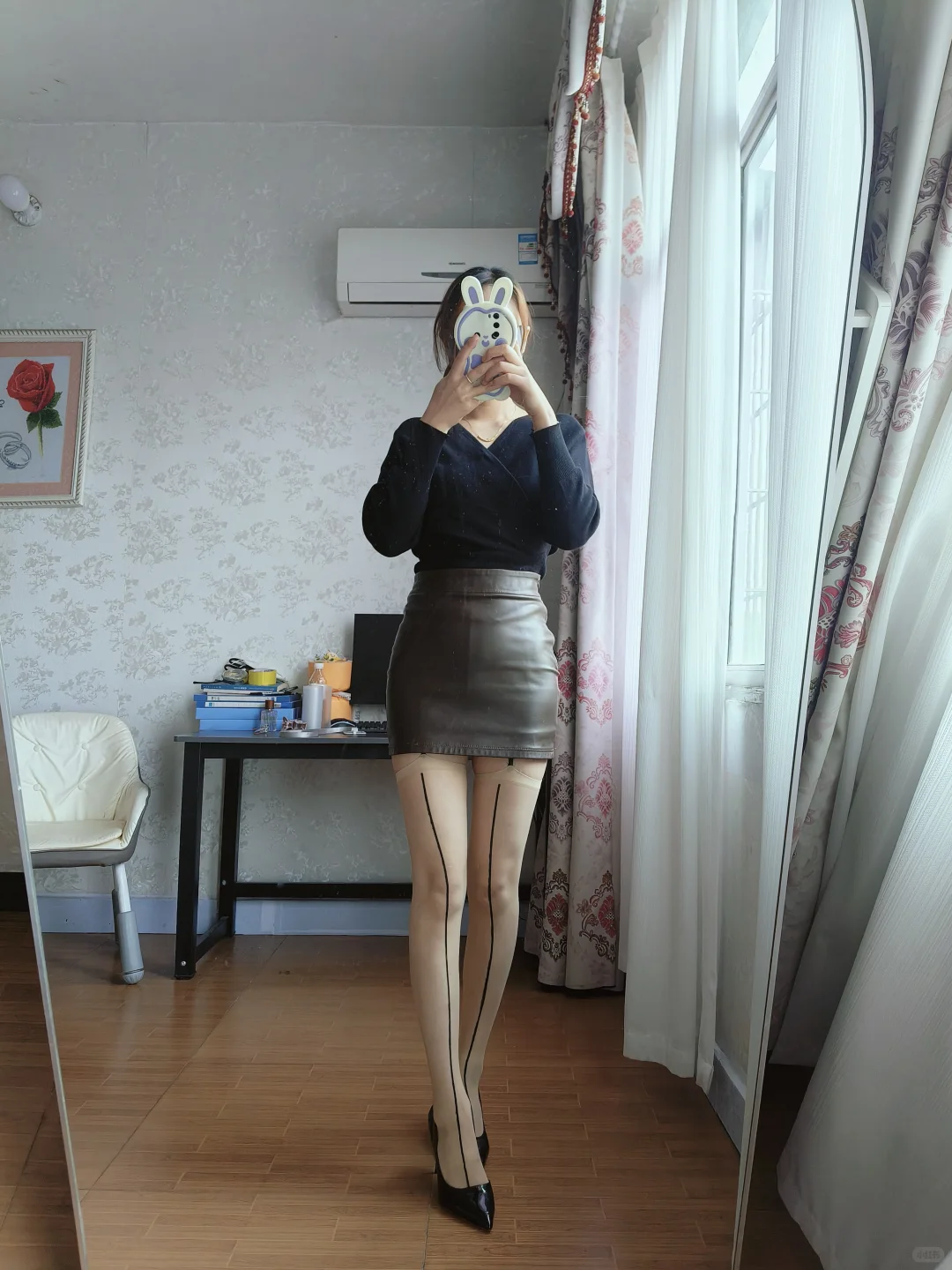 左滑上身‼️办公室穿搭