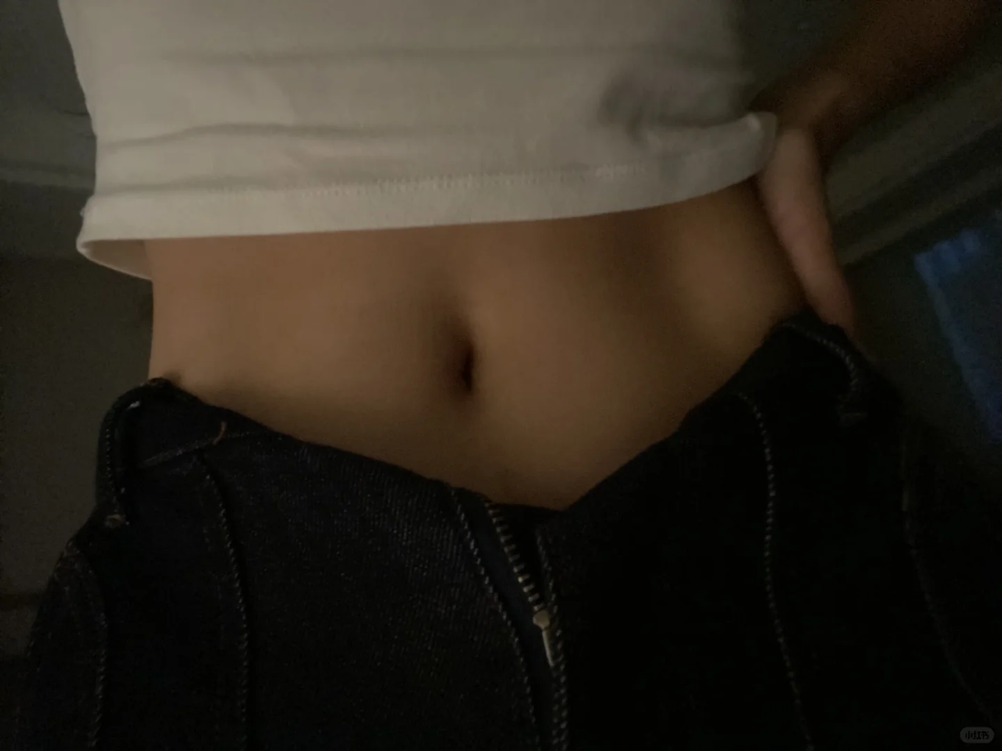 早上好，马甲线！早上好，肚脐！早上好，主理人