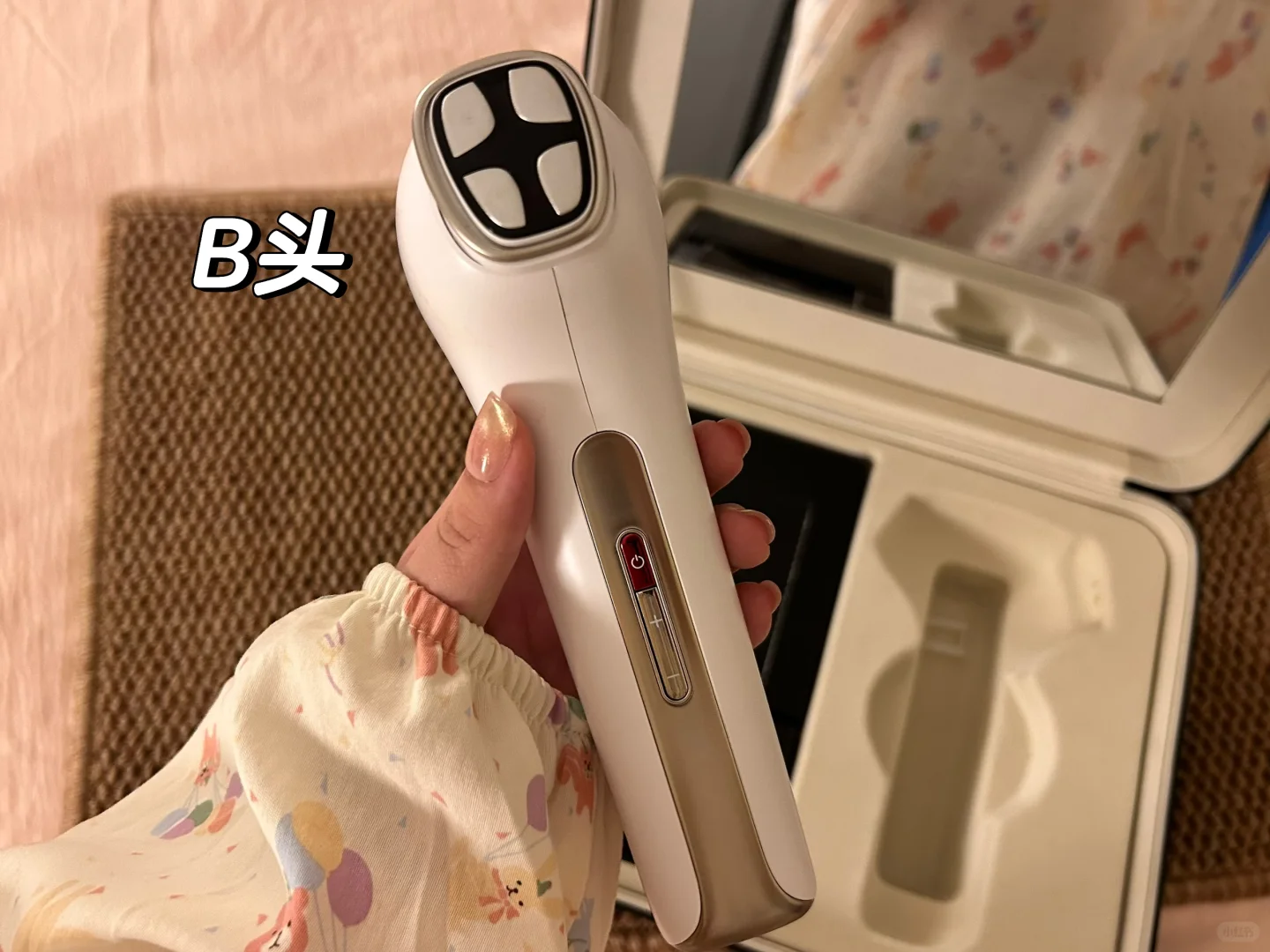 全世界的垮脸都被它拽起来了！！！